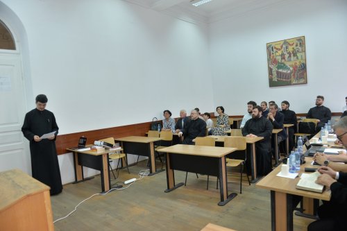 Un nou lector universitar la Facultatea „Justinian Patriarhul” din Capitală Poza 259912