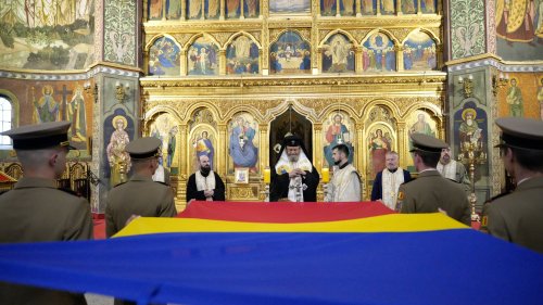 Ceremonia de arborare a Drapelului Național la Sibiu Poza 260035