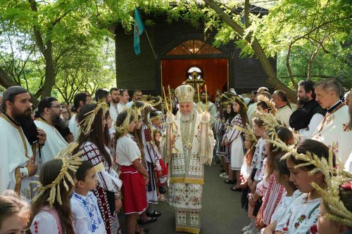 Lumină „din văzduhul” sfinţeniei Poza 259939