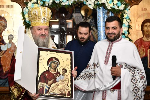 Bucuria sfințirii bisericii în parohia ilfoveană Ostrat Poza 260227