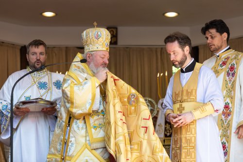 Corifeii Apostolilor, sărbătoriți la Mănăstirea Radu Vodă din București Poza 260275
