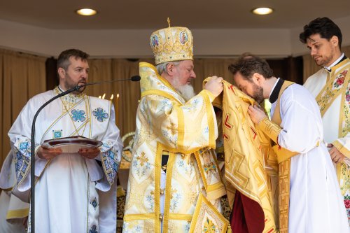Corifeii Apostolilor, sărbătoriți la Mănăstirea Radu Vodă din București Poza 260276