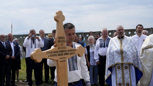 Sfințiri în Parohia Hălchiu, județul Brașov Poza 260449