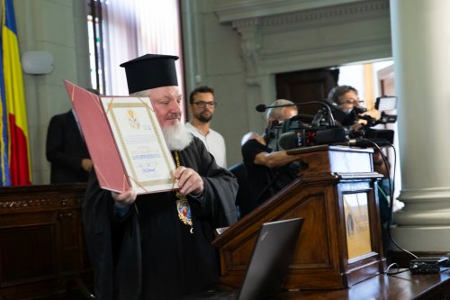 Sesiune aniversară la centenarul academicianului Constantin Bălăceanu-Stolnici Poza 260775