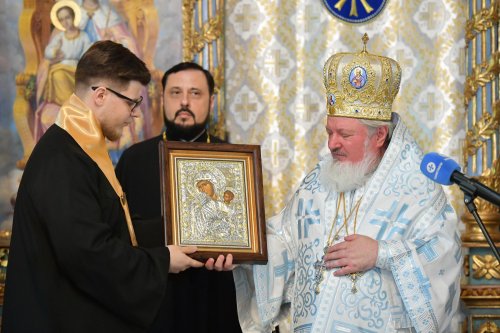 Festivitate de absolvire la Facultatea de Teologie Ortodoxă din București Poza 260911