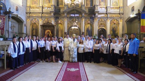 Concert de cântări religioase la Catedrala Episcopală din Giula Poza 261141