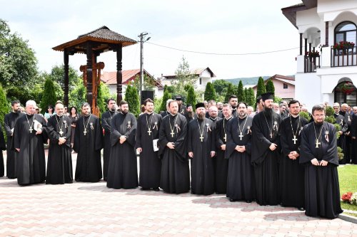 Patriarhul României a binecuvântat prima creșă a Arhiepiscopiei Bucureștilor Poza 261357