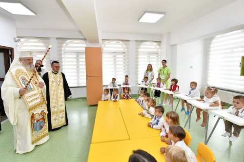 Patriarhul României a binecuvântat prima creșă a Arhiepiscopiei Bucureștilor Poza 261366