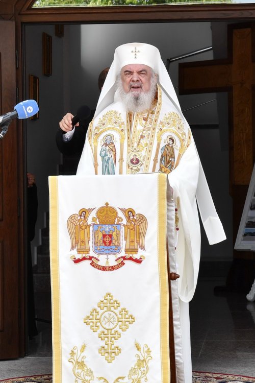 Patriarhul României a binecuvântat prima creșă a Arhiepiscopiei Bucureștilor Poza 261372