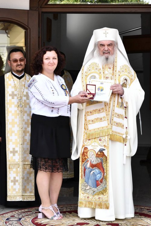 Patriarhul României a binecuvântat prima creșă a Arhiepiscopiei Bucureștilor Poza 261383