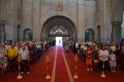 Popas de rugăciune la Catedrala Episcopală din Oradea Poza 261284