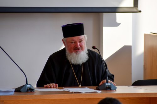 Examene pentru obținerea gradelor clericale în Mitropolia Munteniei și Dobrogei Poza 261420