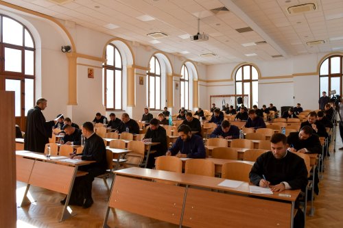 Examene pentru obținerea gradelor clericale în Mitropolia Munteniei și Dobrogei Poza 261422