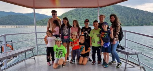 Școală de vară la Ciobotani pentru tineri din județul Mureș Poza 261418