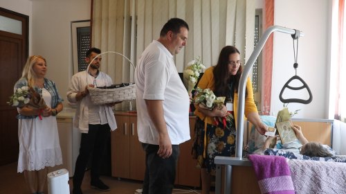 Daruri duhovnicești pentru pacienții Centrului „Sfântul Nectarie” din București Poza 261992