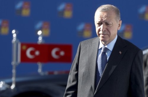 Turcia își reorientează politica externă