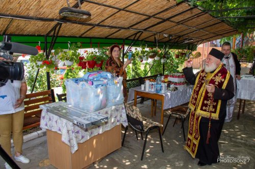 Binecuvântare la Căminul de bătrâni „Sfântul Nectarie” din Tulcea Poza 262068