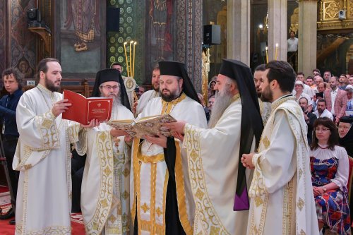 Hirotonia Episcopului-vicar patriarhal Paisie Sinaitul Poza 262395