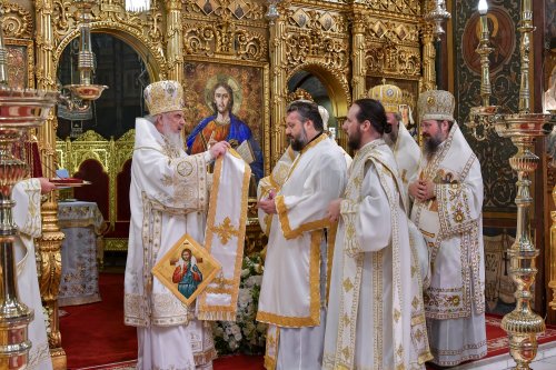 Hirotonia Episcopului-vicar patriarhal Paisie Sinaitul Poza 262441