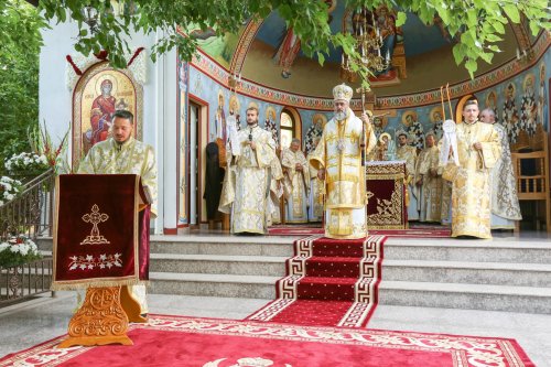 Schitul Săseni din județul Buzău și-a sărbătorit hramul Poza 262519