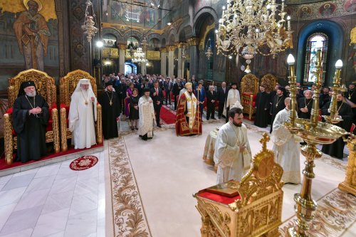 Patriarhul României a sărbătorit prin rugăciune împlinirea vârstei de 72 de ani Poza 262558