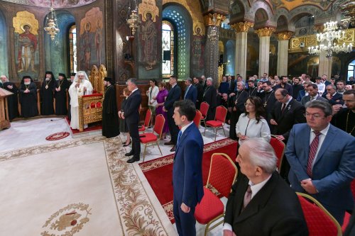 Patriarhul României a sărbătorit prin rugăciune împlinirea vârstei de 72 de ani Poza 262566