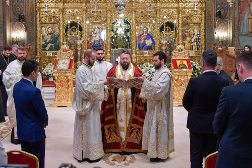 Patriarhul României a sărbătorit prin rugăciune împlinirea vârstei de 72 de ani Poza 262575
