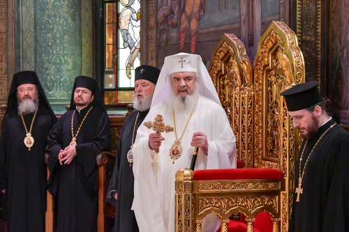 Patriarhul României a sărbătorit prin rugăciune împlinirea vârstei de 72 de ani Poza 262581