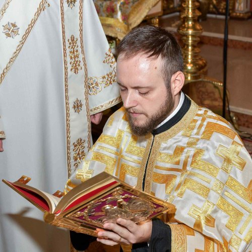 Bucuria slujirii la Mănăstirea Radu Vodă din București Poza 262820