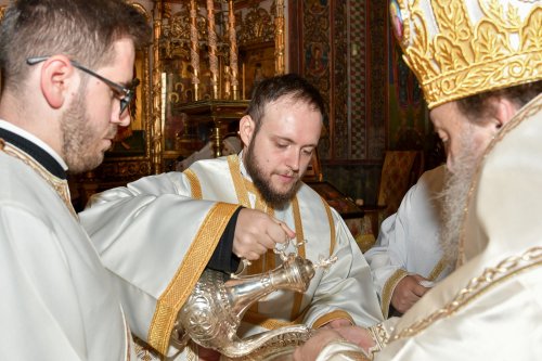 Bucuria slujirii la Mănăstirea Radu Vodă din București Poza 262825