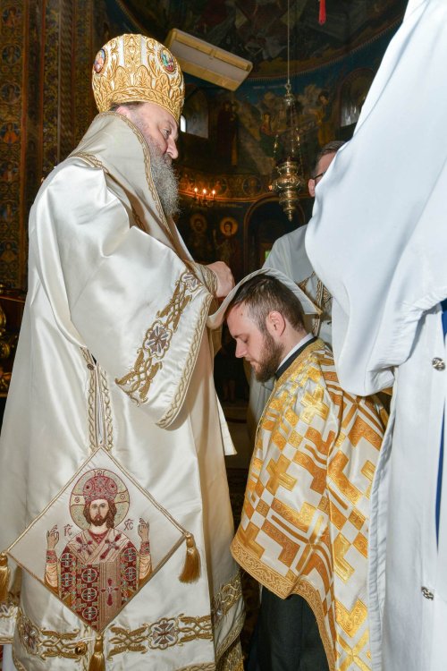 Bucuria slujirii la Mănăstirea Radu Vodă din București Poza 262830