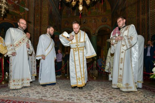 Bucuria slujirii la Mănăstirea Radu Vodă din București Poza 262836