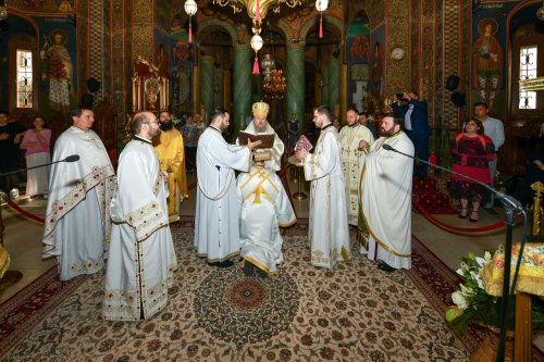 Bucuria slujirii la Mănăstirea Radu Vodă din București Poza 262837