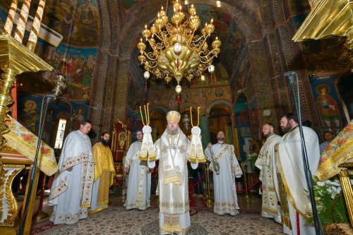Bucuria slujirii la Mănăstirea Radu Vodă din București Poza 262841