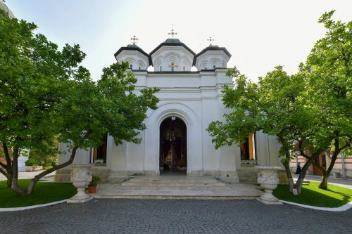 Bucuria slujirii la Mănăstirea Radu Vodă din București Poza 262842