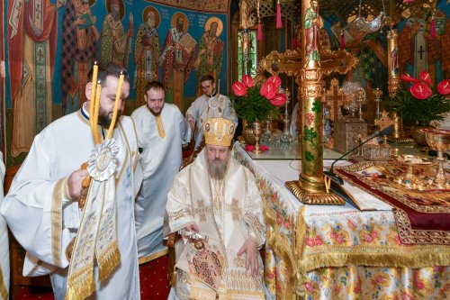 Bucuria slujirii la Mănăstirea Radu Vodă din București Poza 262856
