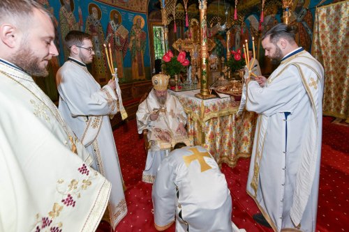 Bucuria slujirii la Mănăstirea Radu Vodă din București Poza 262858