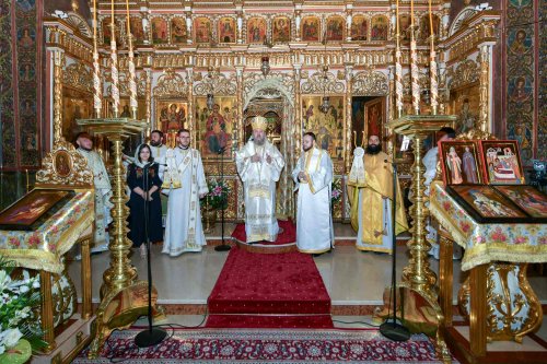 Bucuria slujirii la Mănăstirea Radu Vodă din București Poza 262866