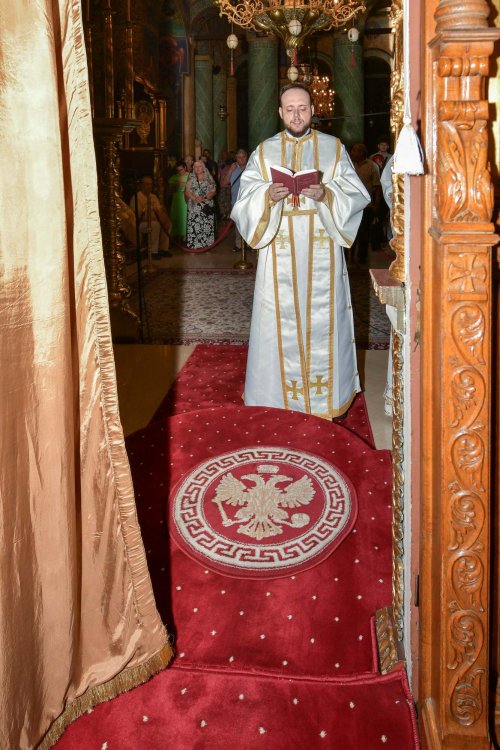 Bucuria slujirii la Mănăstirea Radu Vodă din București Poza 262869