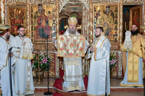 Bucuria slujirii la Mănăstirea Radu Vodă din București Poza 262871