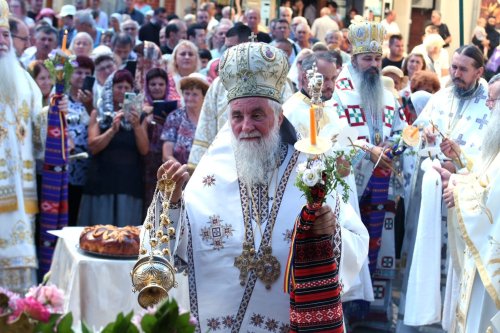 Hramul Mănăstirii „Sfânta Ana” din orașul Orșova Poza 262964