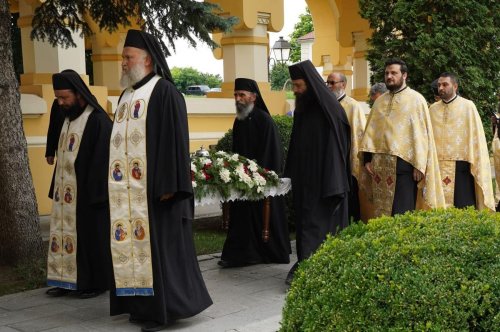 Cinstitele moaște ale Sfintei și Dreptei Ana la Catedrala Încoronării din Alba Iulia Poza 263207