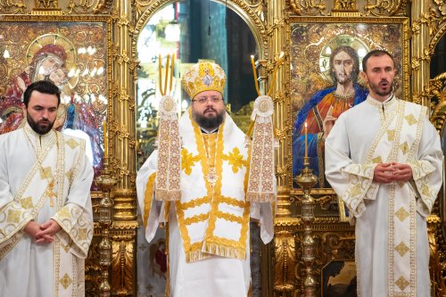 Duminica a 8-a după Rusalii la Catedrala Patriarhală din București Poza 263257