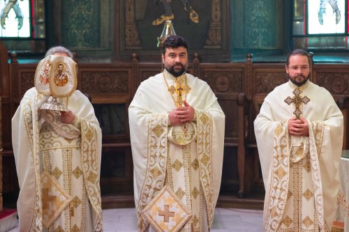 Duminica a 8-a după Rusalii la Catedrala Patriarhală din București Poza 263283