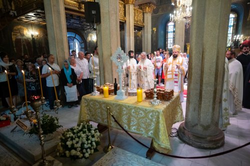 Duminica a 8-a după Rusalii la Catedrala Patriarhală din București Poza 263310