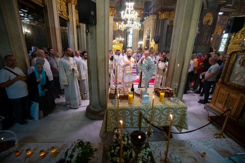Duminica a 8-a după Rusalii la Catedrala Patriarhală din București Poza 263312