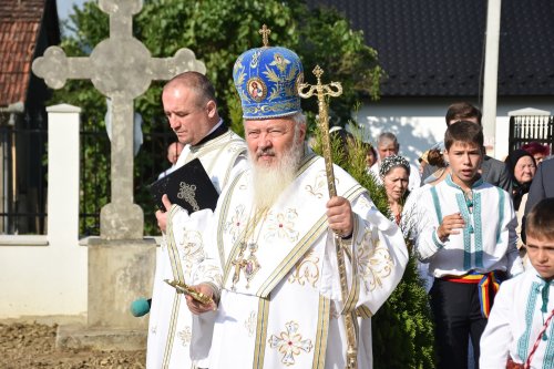 Resfințirea Bisericii „Sfântul Ierarh Nicolae” din Monariu Poza 263439