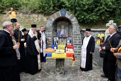 Manifestări culturale la Mănăstirea „Sfânta Ana”-Rohia Poza 263545