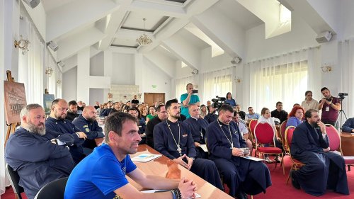Conferință despre promovarea valorilor sociale în penitenciare la Mănăstirea Caraiman Poza 263689