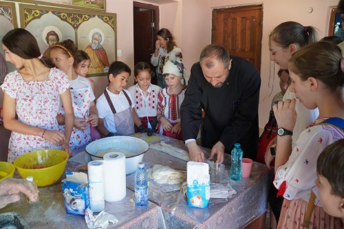 Activități de vară dedicate copiilor la Dunărea de Jos Poza 263816